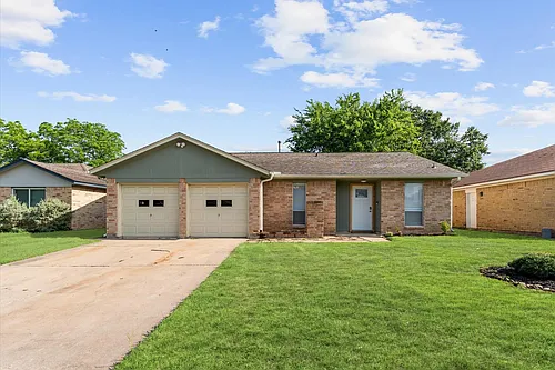 5314 Nottingham Dr Photo 1
