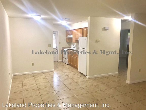 3rd image of 713 1/2 Johnson Ave #6439136