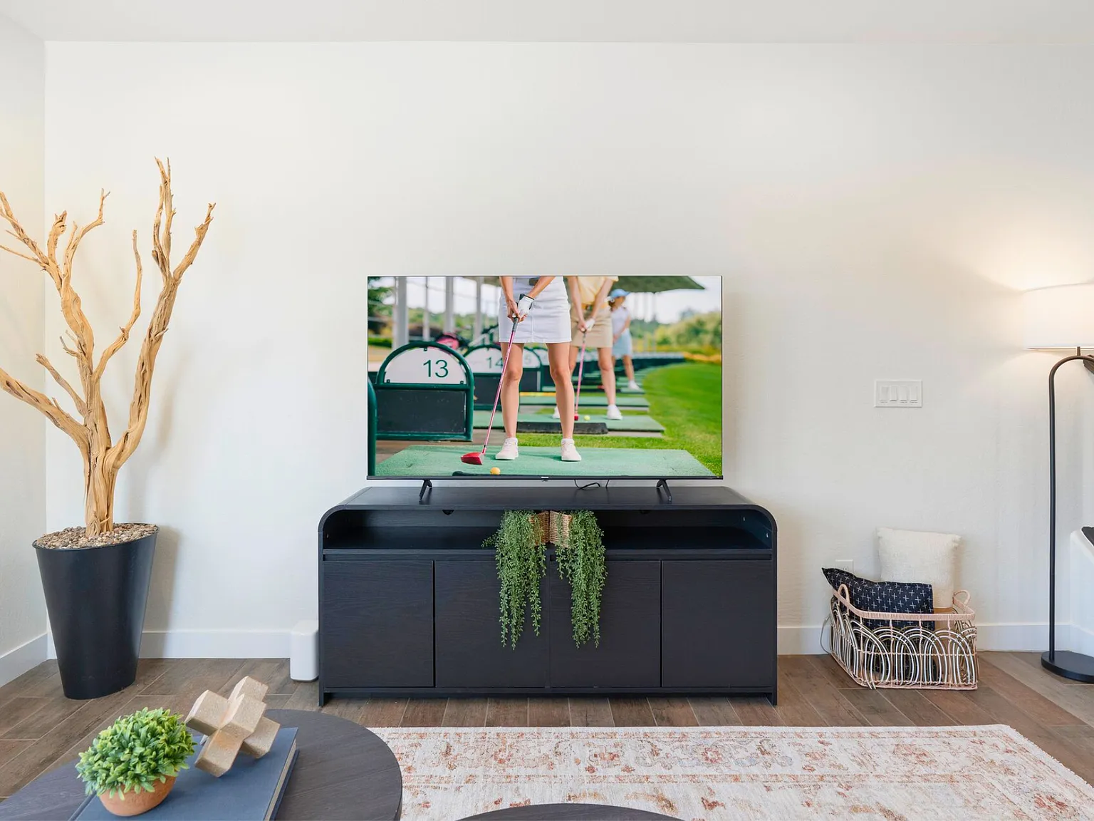 2 bed, 2.5 bath, 1838 sqft, $4,500 — Photo 4