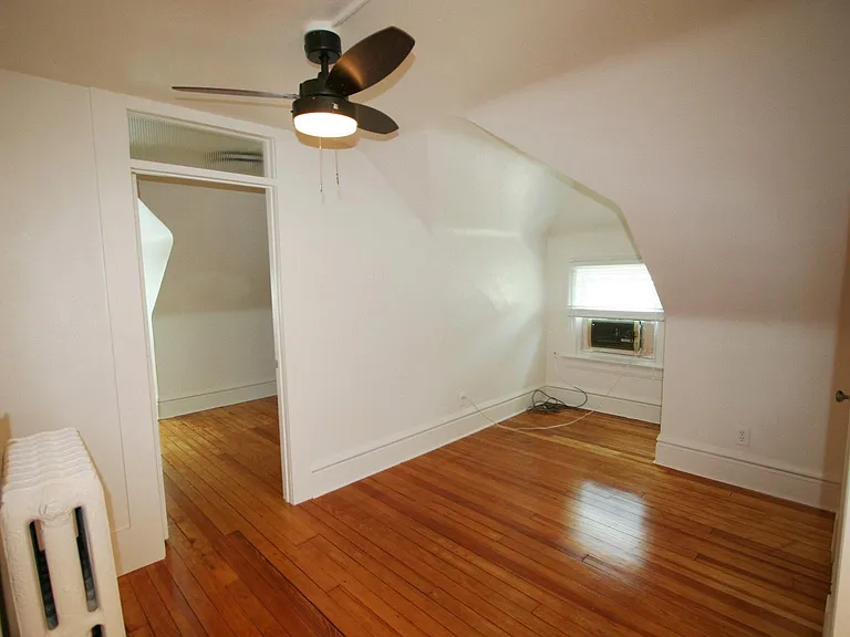 1423 Race St #5 — Photo 5