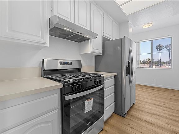 5th image of 1175 E Ocean Blvd Unit 303