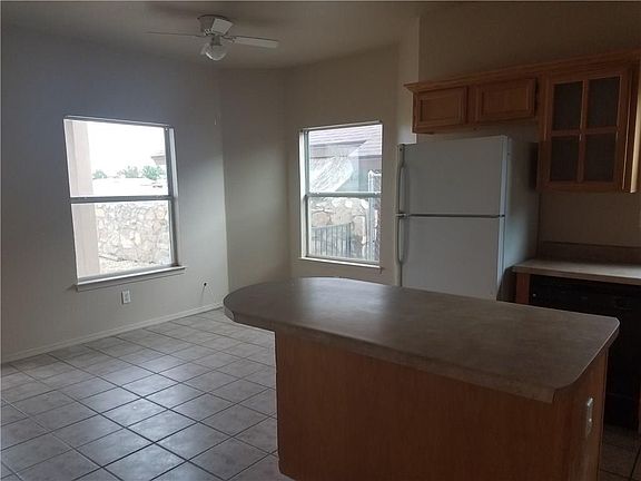 4th image of 3698 Fiddlewood Cir