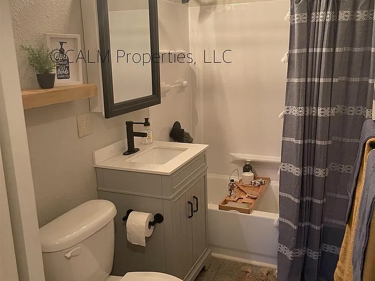 319 S Connecticut Ave — Photo 9