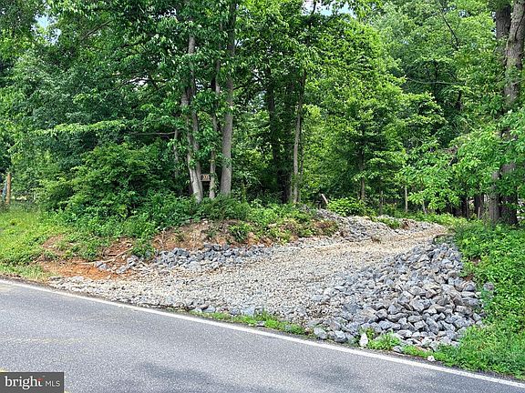 2nd image of 335 Orchard Rd