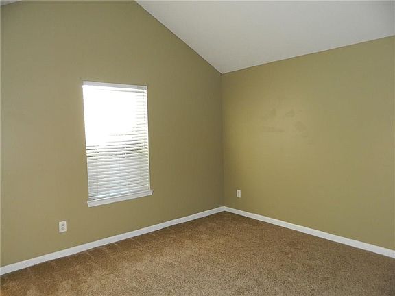 5th image of 2844 Warhorse Pl