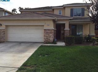3235 W Elowin Ave, Visalia, CA 93291