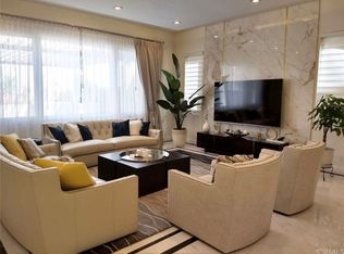 53 Iluna, Irvine, CA 92618