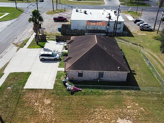 5th image of 113 N Glasscock Blvd