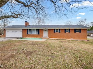 126 Skyview Dr, Greeneville, TN 37745