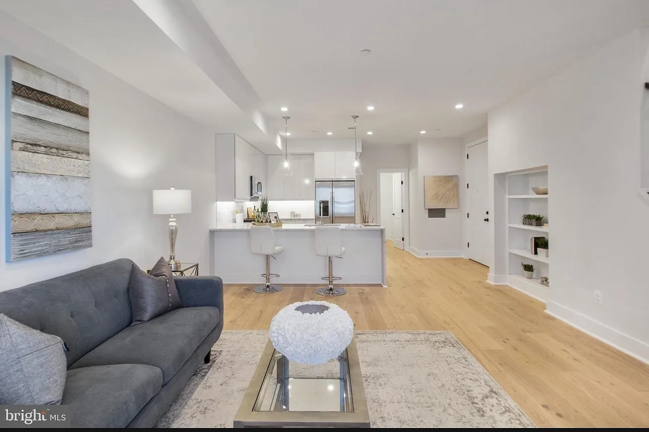 3 bed, 1710 sqft, $4,600 — Photo 1
