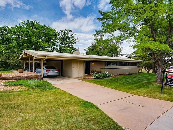 3rd image of 3605 W Berry Ave
