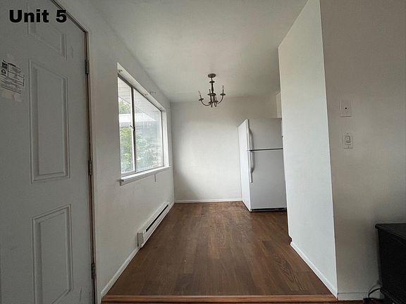 3rd image of 912 Glennwood Ave NE #4-5