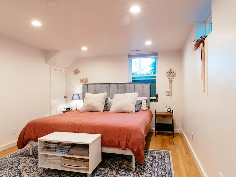 1382 E Emerson Ave — Photo 11