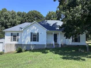1039 Golden Pond Rd, Chapmansboro, TN 37035