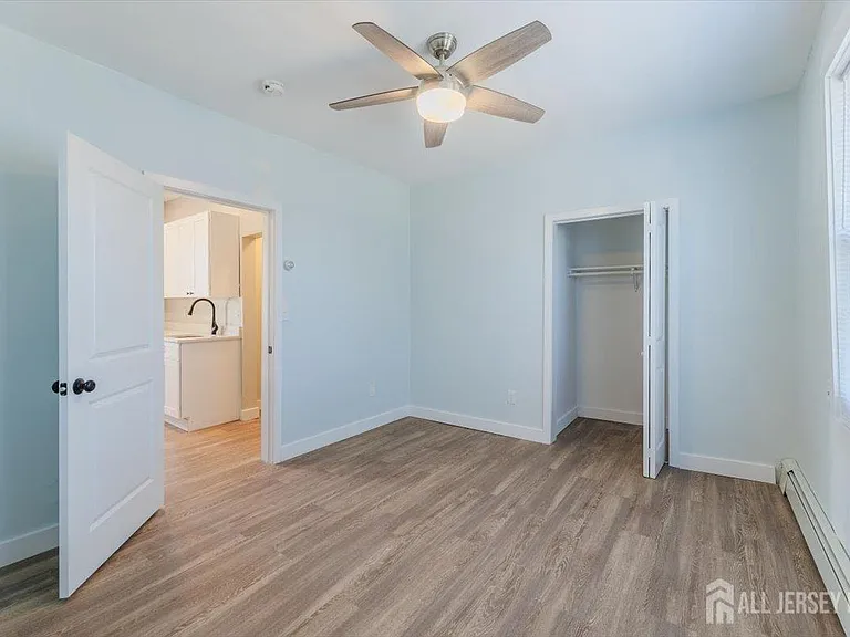 382 Summit Ave #2B — Photo 9