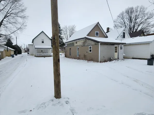 426 Cottage Ave, Rushville, IN 46173