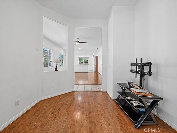 5th image of 10257 Wascana Ln
