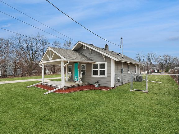 2nd image of 4950 NW 47th Ave