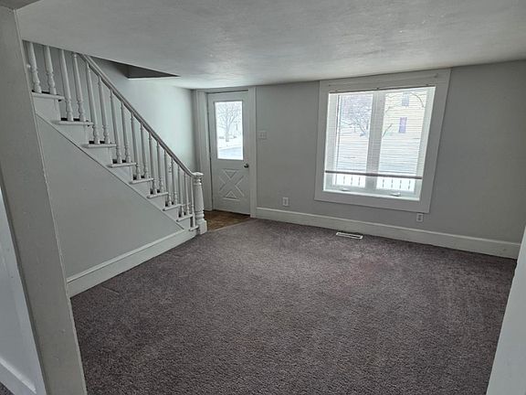 4th image of 79 E Cayuga St APT 1