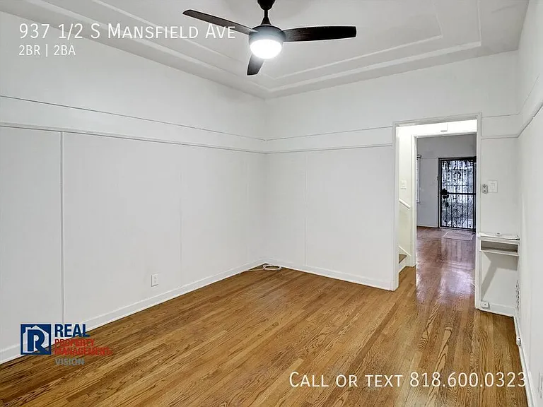 937 1/2 S Mansfield Ave — Photo 12