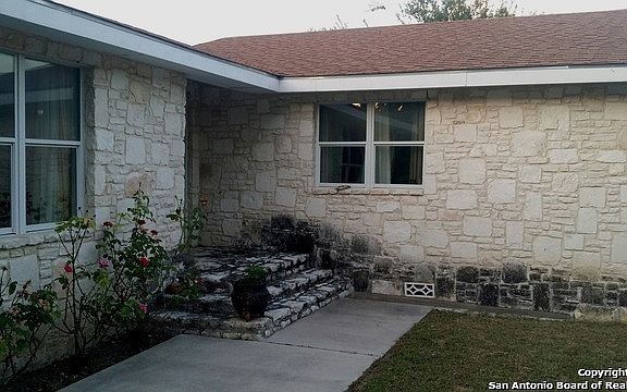 2nd image of 11921 Eucalyptus St