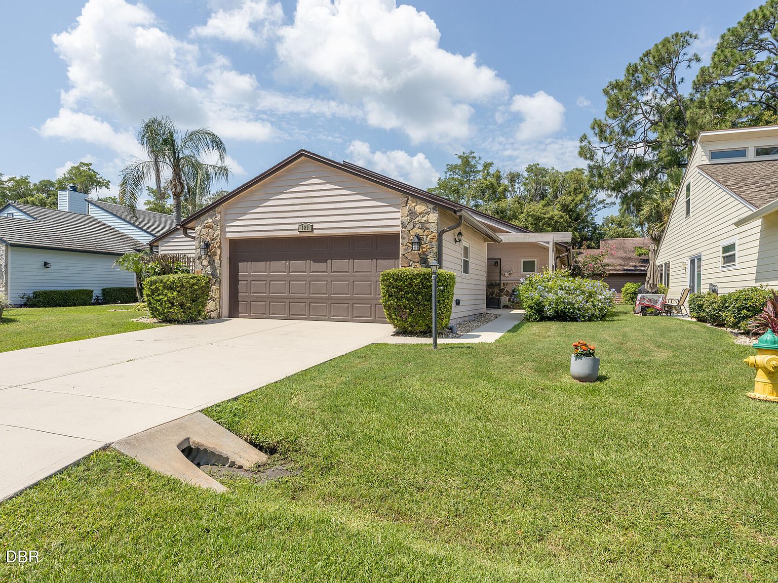 120 N Gull Cir