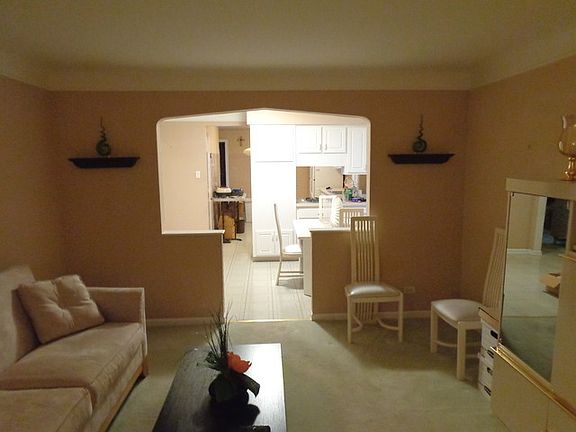 4th image of 3212 W 110th St