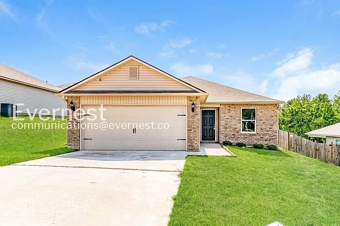 1115 Brookhaven Dr — Photo 1