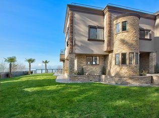 7217 Picnic Point Rd, Edmonds, WA 98026