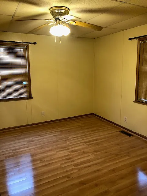 2 bed, 900 sqft, $1,100 — Photo 4