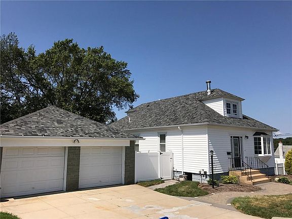 2nd image of 33 Woodland Ave