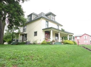 232 E Main St, Evans City, PA 16033
