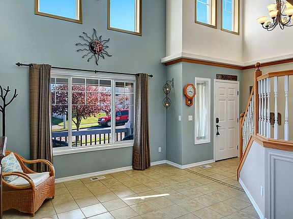 3rd image of 7211 281st Pl NW