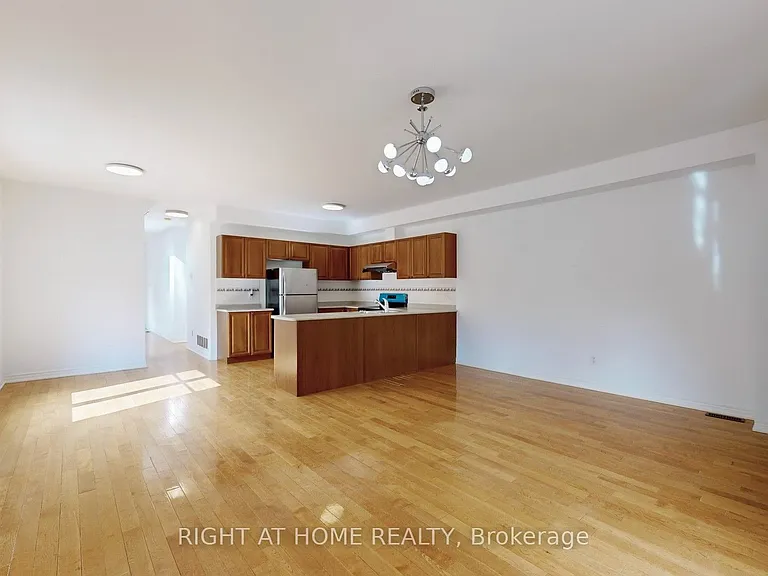 56 N Lake Rd #13 — Photo 6