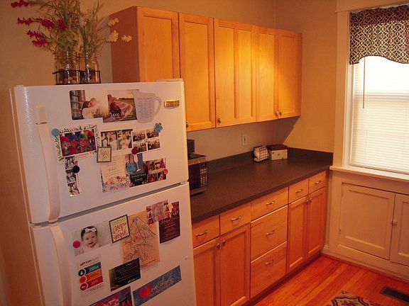 5th image of 1034 Art Hill Pl