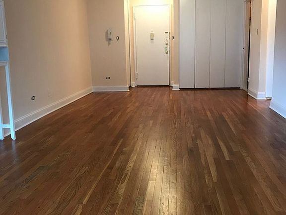 2nd image of 14210 Roosevelt Ave APT 405