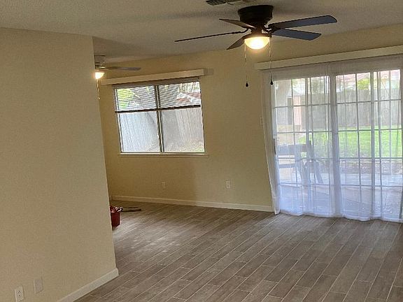 3rd image of 405 Nell Deane Blvd