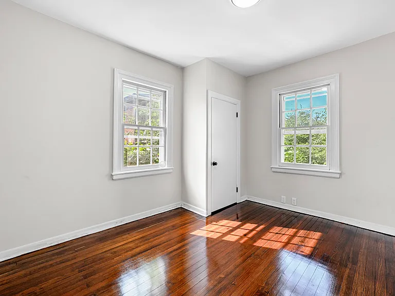69 Maple St — Photo 17