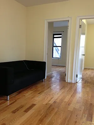 Rented by Apax Realty LLC | media 26