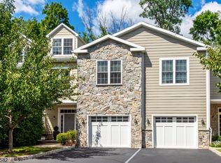 170 Madison Ave APT 2, Morristown, NJ 07960