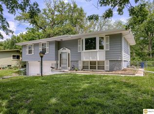 513 N 3rd St, Bellevue, NE 68005