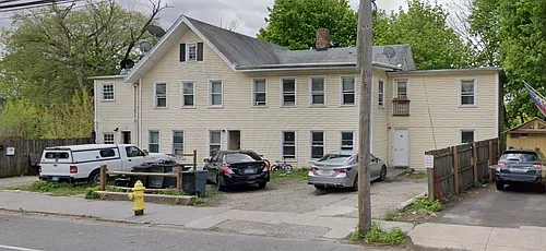 210 Derby Ave #C Photo 1