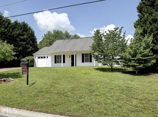1060 Braddock Cir, Woodstock, GA 30189