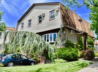 1145 Willowbrook Rd, Staten Island, NY 10314