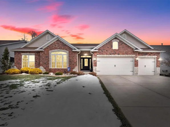 456 Pearl Ridge Court St, Charles, MO 63303