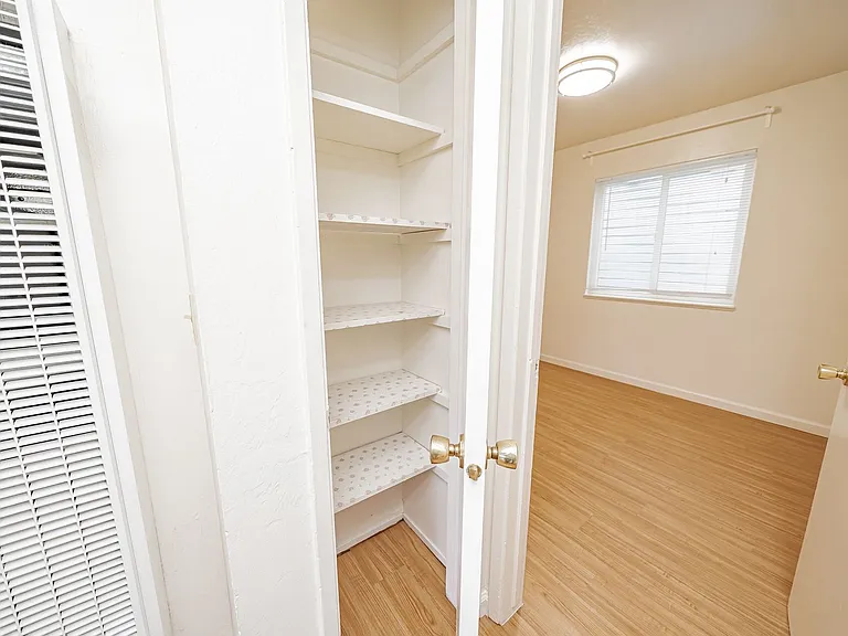 1734 Blake Street — Photo 16