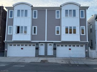 562 N 11Th St, Newark, NJ
