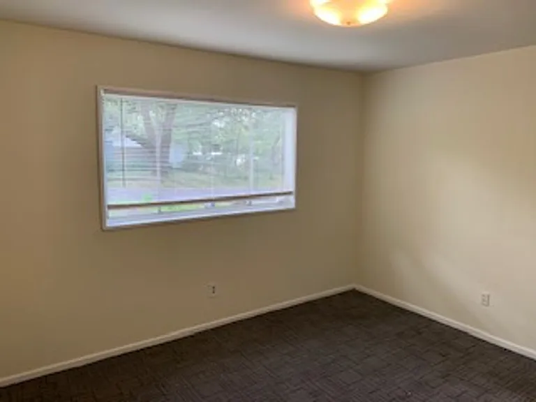557 Shalimar Rd — Photo 8