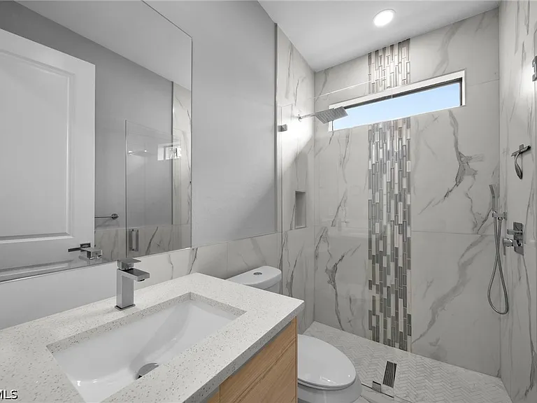 1201 SW 8th Pl — Photo 30