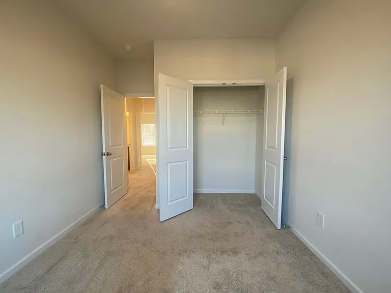 1103 Johns Walk Way — Photo 24